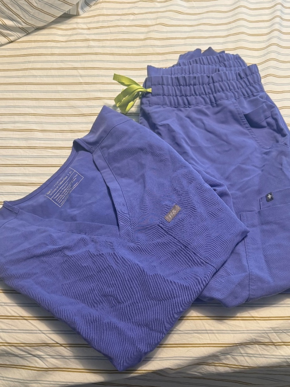 Figs scrubs - blueberry, XL